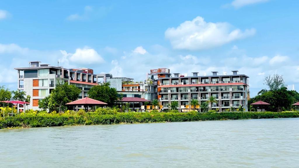 Hotel Sonar Bangla Taki Hasnabad Exteriör bild