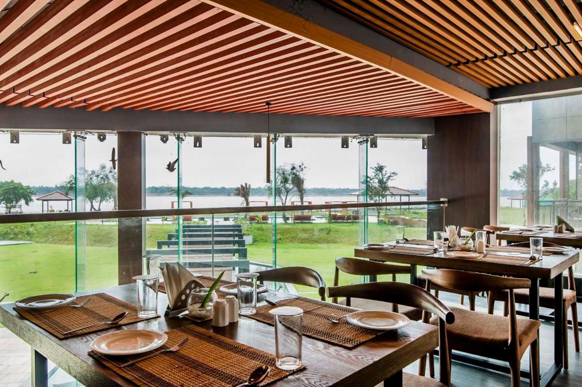 Hotel Sonar Bangla Taki Hasnabad Exteriör bild