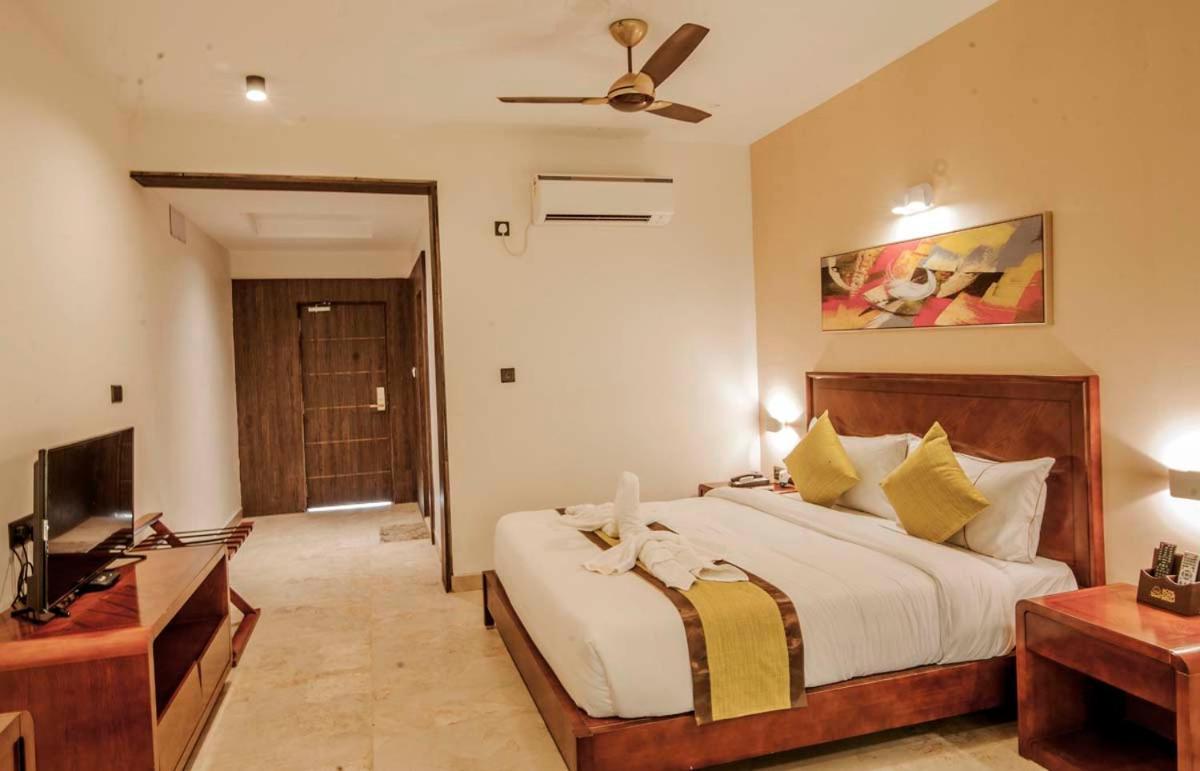 Hotel Sonar Bangla Taki Hasnabad Exteriör bild