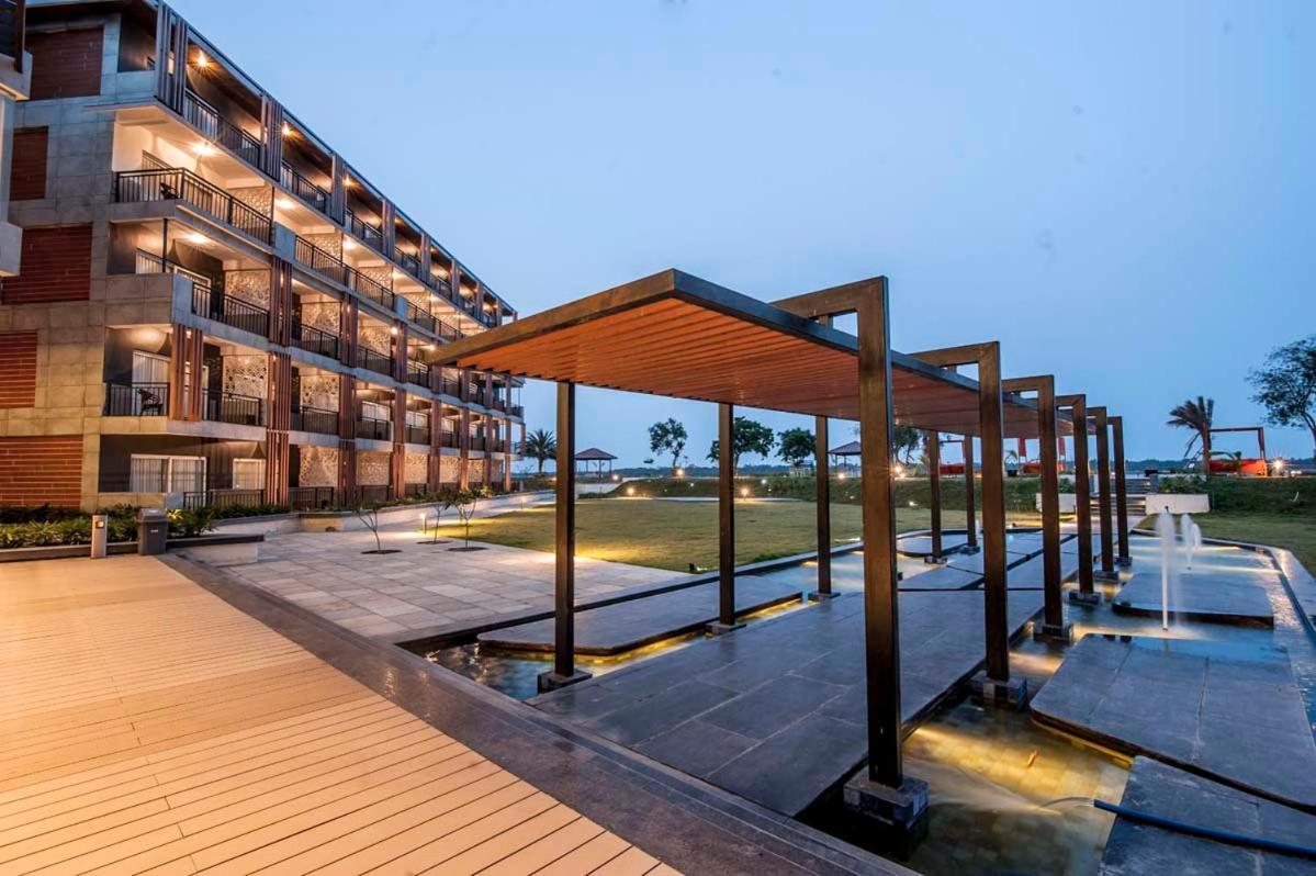 Hotel Sonar Bangla Taki Hasnabad Exteriör bild